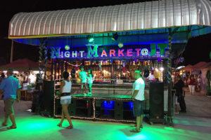 Ночной рынок на Джомтьене