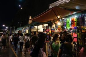 Ночной рынок на Джомтьене