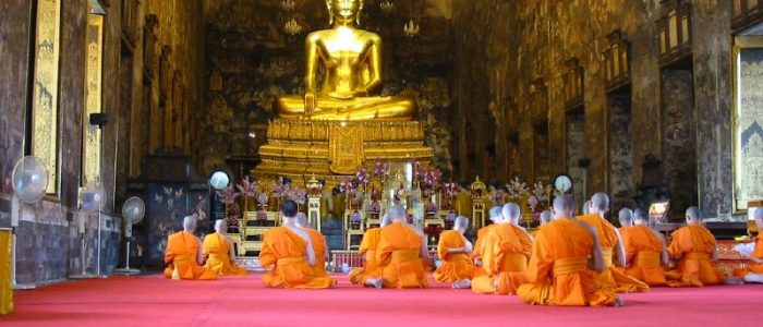 Буддийский праздник Макха Буча