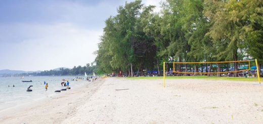 Пляж Донгтан (Саттахип)