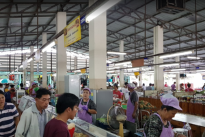 Продуктовый рынок Ват Бун